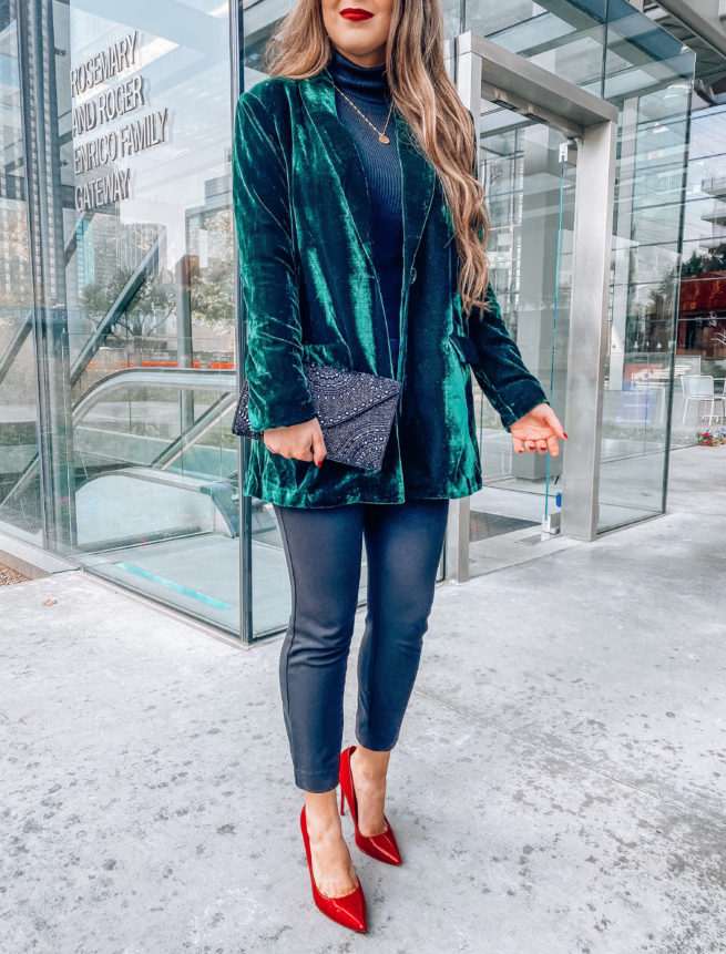 Beautiful Green Velvet Blazer for the Holiday Season 